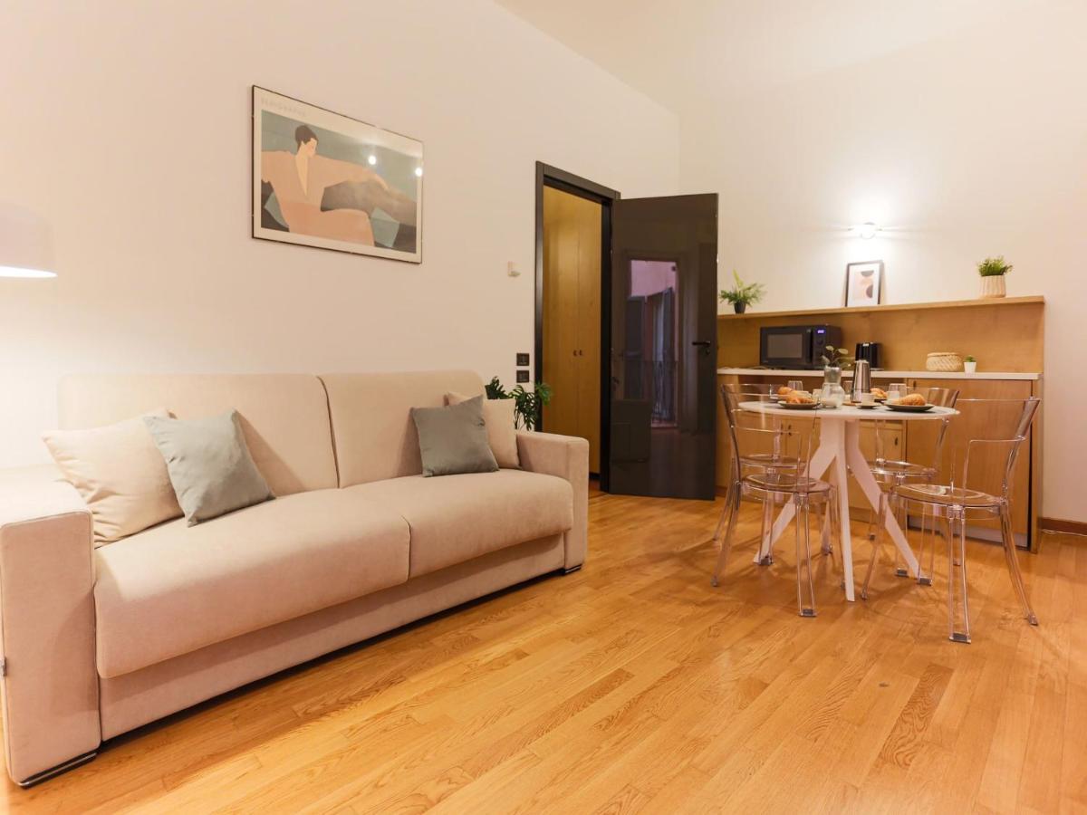 The Best Rent - Modern Apartment In The Center Milano Ngoại thất bức ảnh